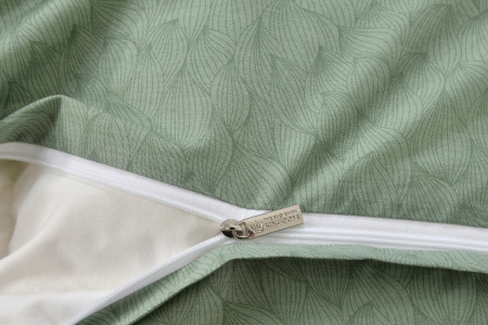 aad216bd-1eaf-4473-933c-7169c9de1f65